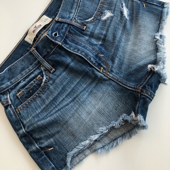 Hollister Denim Shorts - Picture 1 of 2